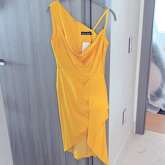 NWT $190 LAVISH ALICE yellow Emma dress cowl neck wrap slit front midi U… - Picture 5 of 9